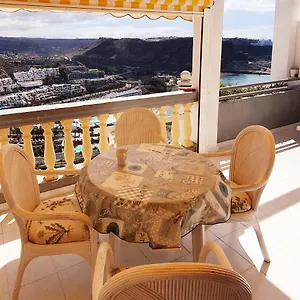 https://apartamentos-monsenor.in-canary-islands.com